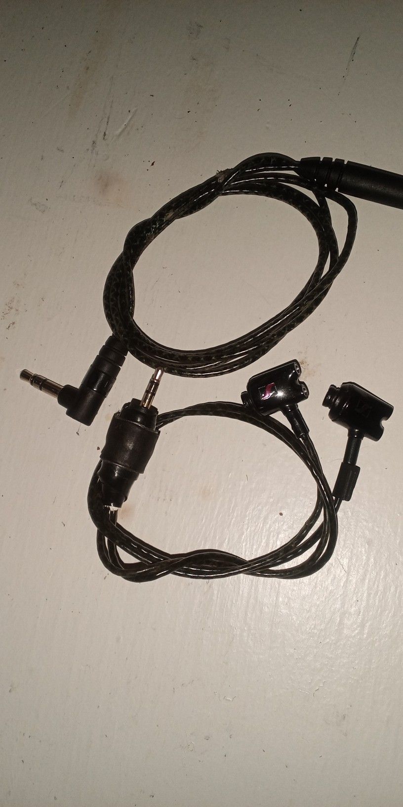 Sennheisen IE800 earbuds