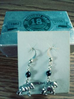 Sterling silver gorilla earrings new