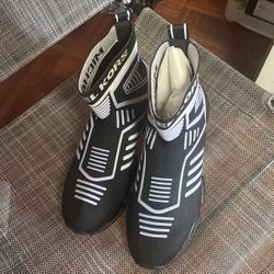 MK Boots