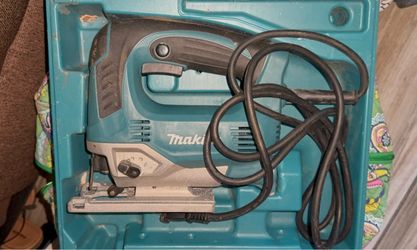Makita 6.5 Amp Corded Variable Speed Top Handle Jigsaw with Case