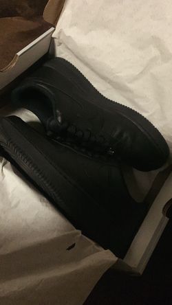 Nike Air Force 1 Triple Black Sneakers