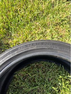 Used tire 225/40/R18