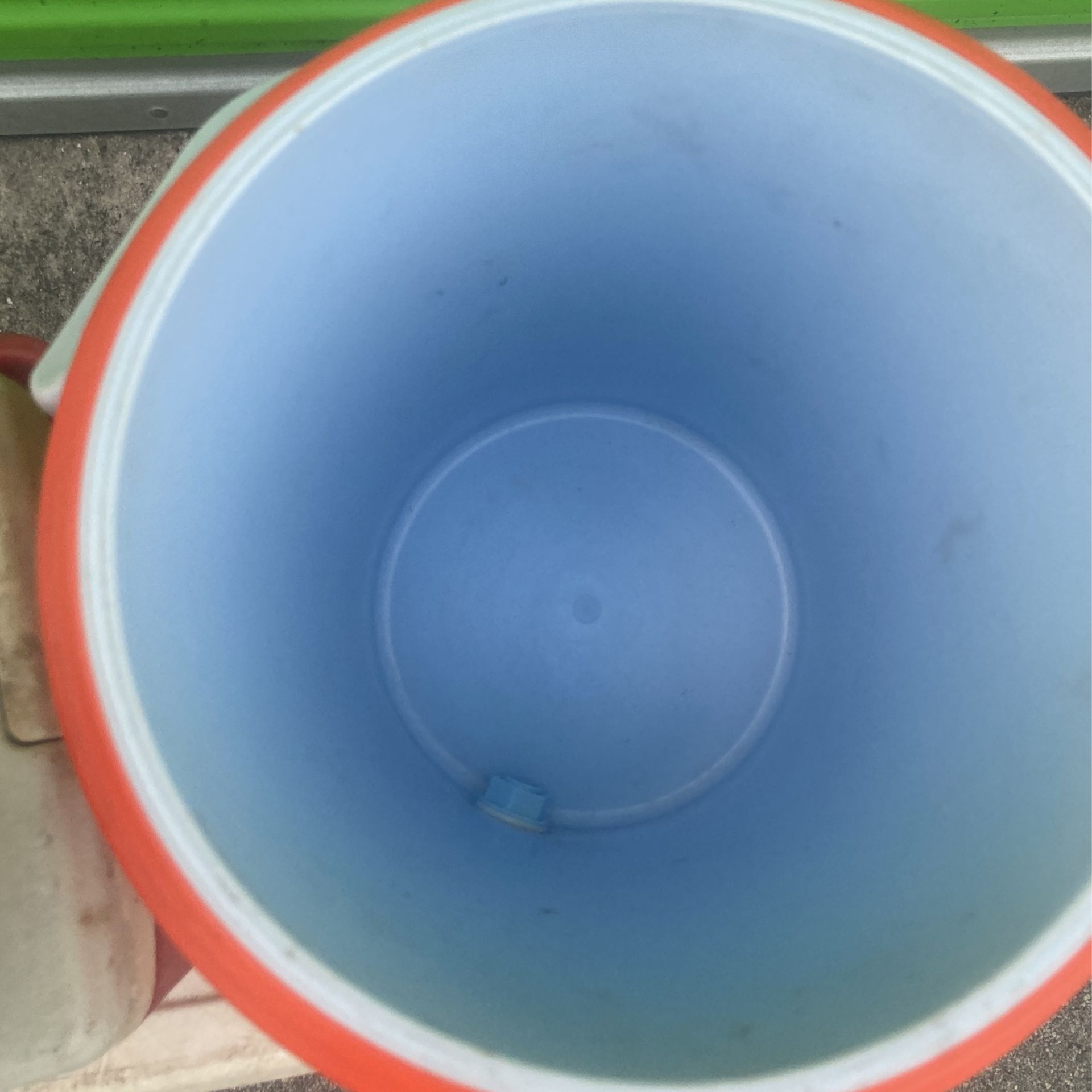 Set Of Coolers Job site Igloo Drinking Cooler Bait Fishing Construction