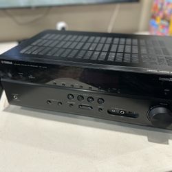 Yamaha RX-V475
