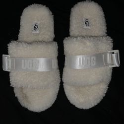  UGG slipper