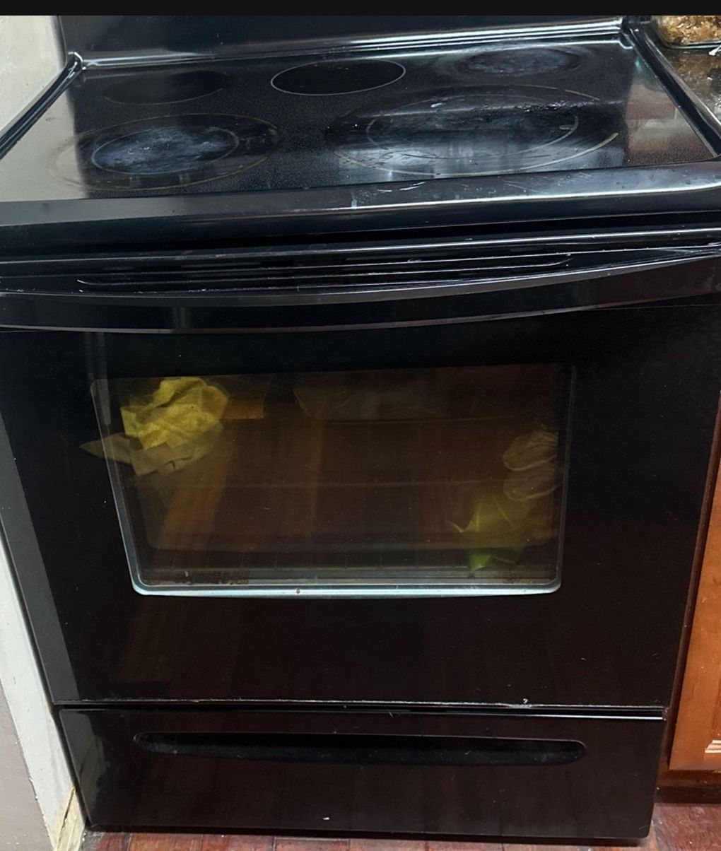 Stove / Oven
