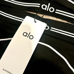 Alo Yoga Set (Black)