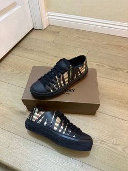 Burberry shoes