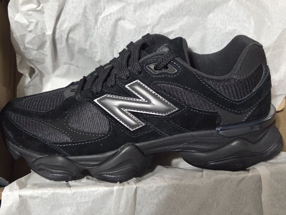 π₯NEW BALANCE "9060" TRIPLE BLACK SUEDE SHOES NEW W/BOX, π²140 TAKES THEMπ₯