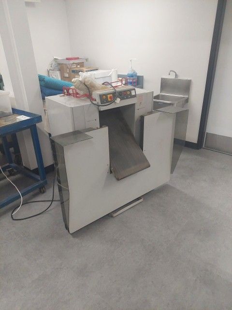 Destroy It shredder Ideal Werk 20 Volt 3PH