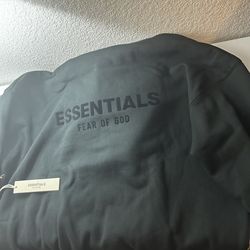 Black Eseentials Hoodie