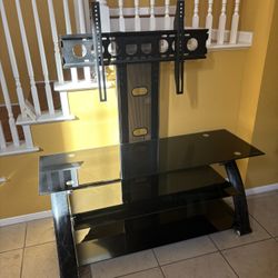 56’ Smart  Samsung Tv With TV Table, wall Mount Attached To Table