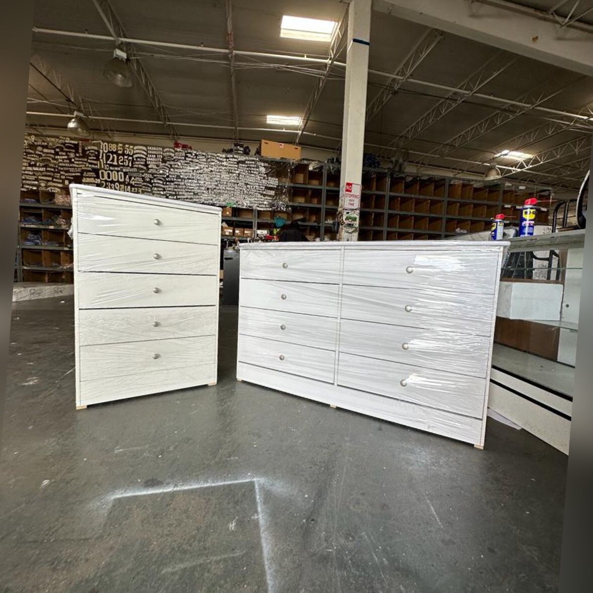 Set Dresser