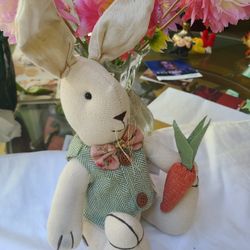 Gardeners eden 12.5” tall sitting bunny rabbit with carrot With Tag Peter Rabbit McGregor