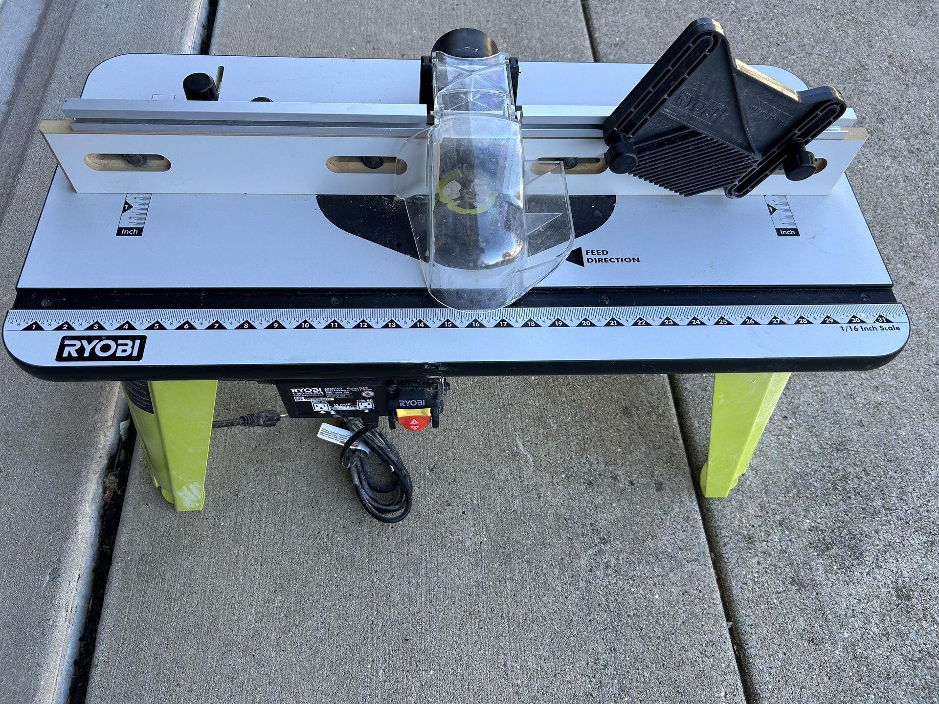 Ryobi Router Table W/ Router
