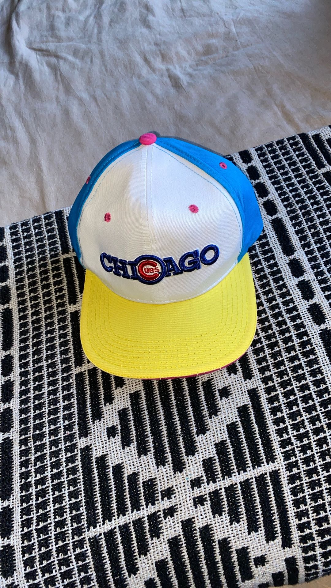 CHICAGO CUBS PROMO EASTER SNAPBACK HAT