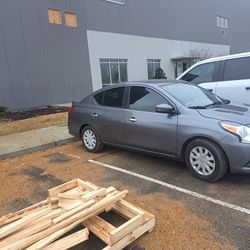 2019 Nissan Versa