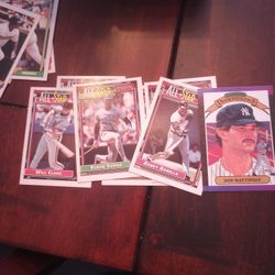 90$ Topps Baseball Cards 