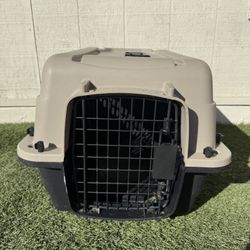 Small dog kennel 