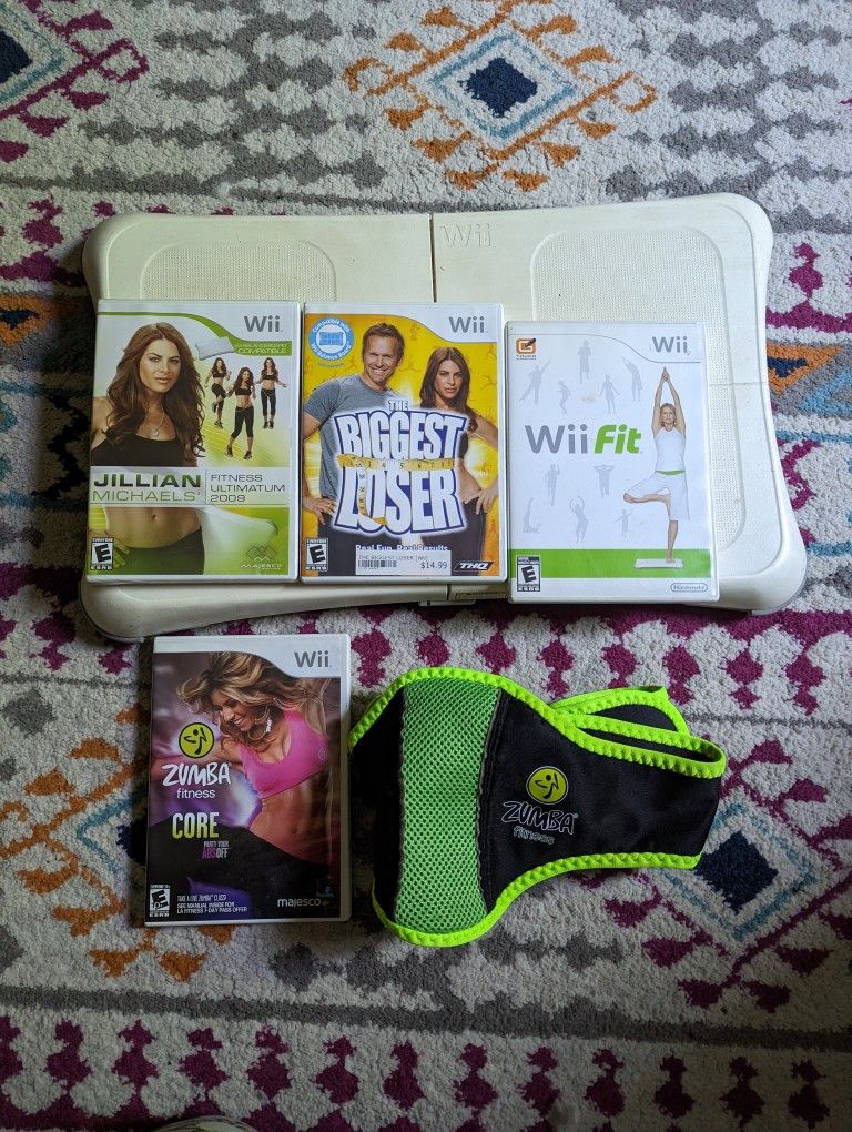 Wii Fit Board And Games Bundle