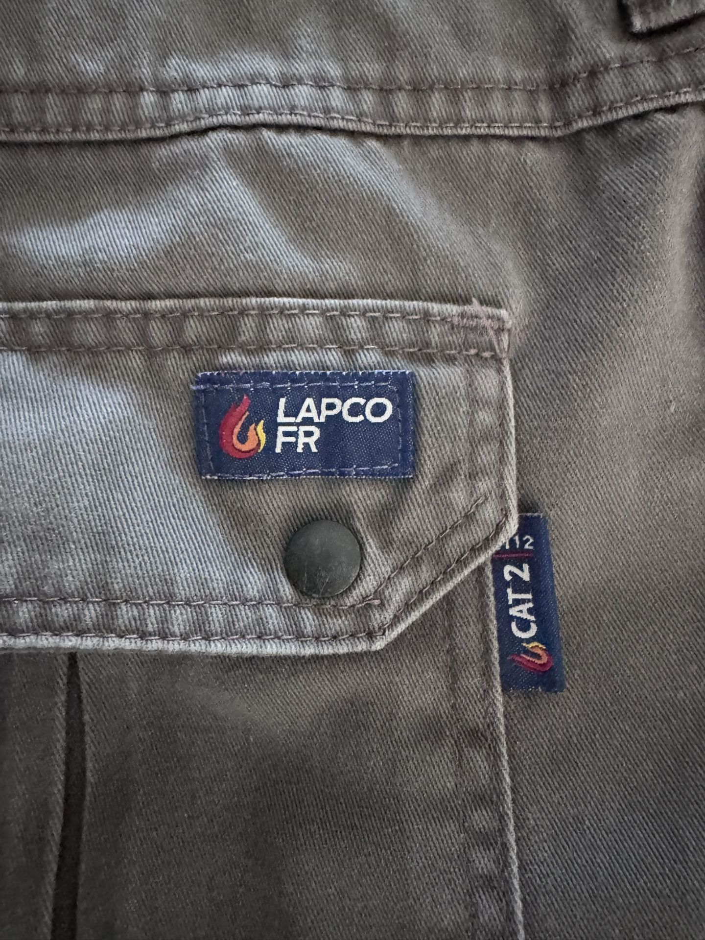 LABCO CAT 2 FR MENS PANTS. 100% COTTON. 42 X 30. These are fire resistant pants)