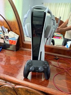 Ps5 Disc Edition + Astro A10 Headset