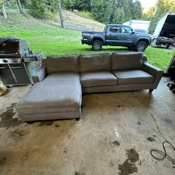 Gray Sectional ✨FREE DELIVERY✨