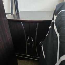 Nightstand 