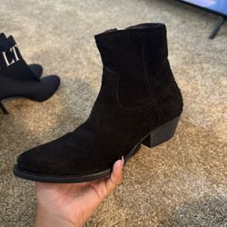 Saint Laurent Boots 