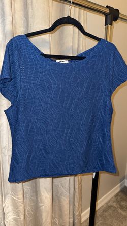 DKNY blouse size L