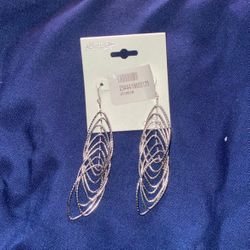 **New** Silver Chain Of Ovals Earrings