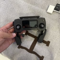 Dji Mavic Controller And Case And 6 Props