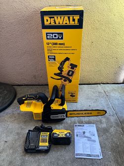 DEWALT 20-Volt MAX 12 in. Brushless Cordless Battery Powered Chainsaw Kit with 5.0 Ah Battery and Charger