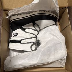 Size 10 Sorel Cozy Explorer Waterproof Pull on Womens Winter Boots