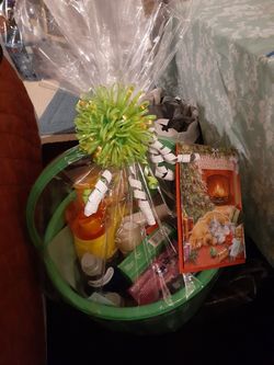 Christmas household gift baskets