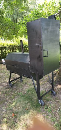 Charcoal Grill With 3 Rack Smoker