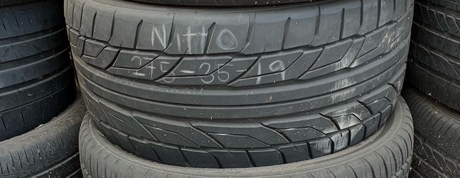 1x used tire 275/35/19 NITTO