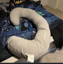 Pregnancy Pillow