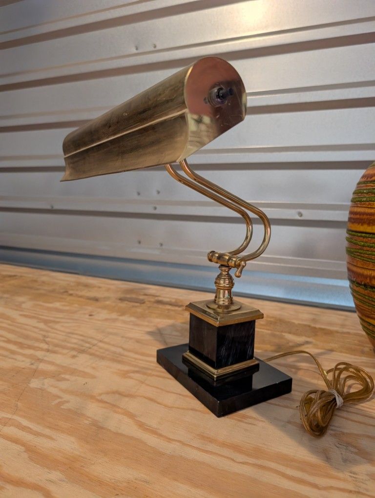 Vintage Mid Century MCM Marble Onyx Brass Desk Table Bankers Lamp