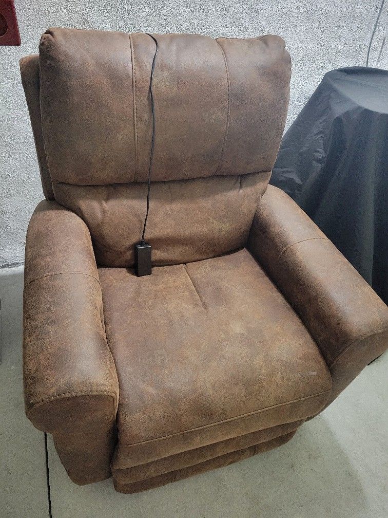 Recliner $250