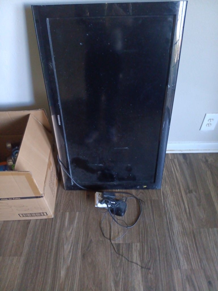 Toshiba Tv For 10Dollar