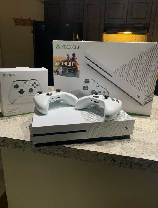 Xbox One S Working Perfectly In Good Condition Very Neat