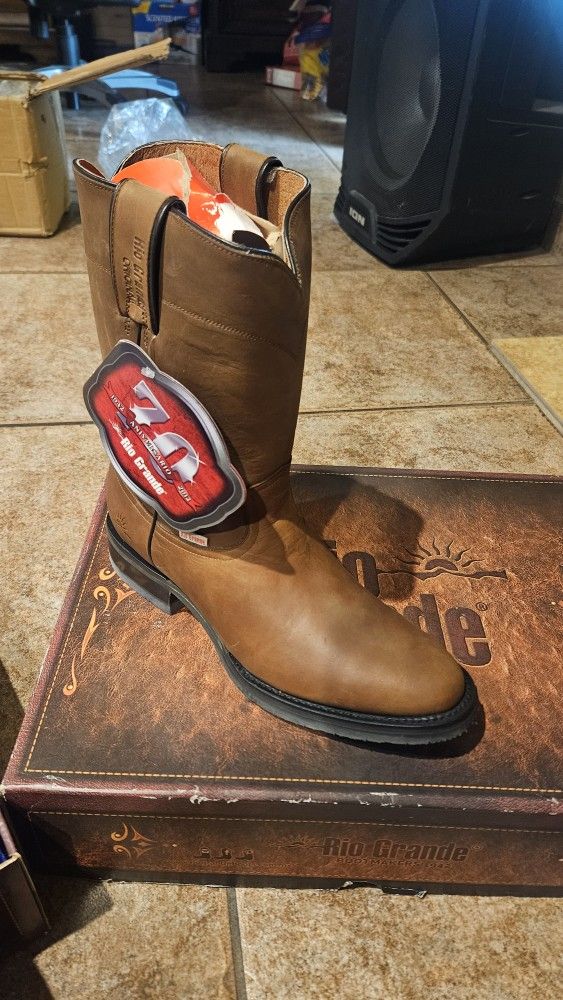 Brand New Men's Boot