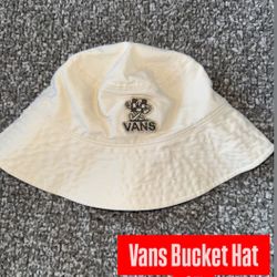Vans Bucket Hat-LIKE NEW