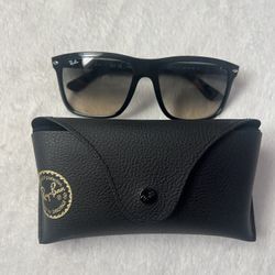 Ray Bans Boyfriend 2 Shades