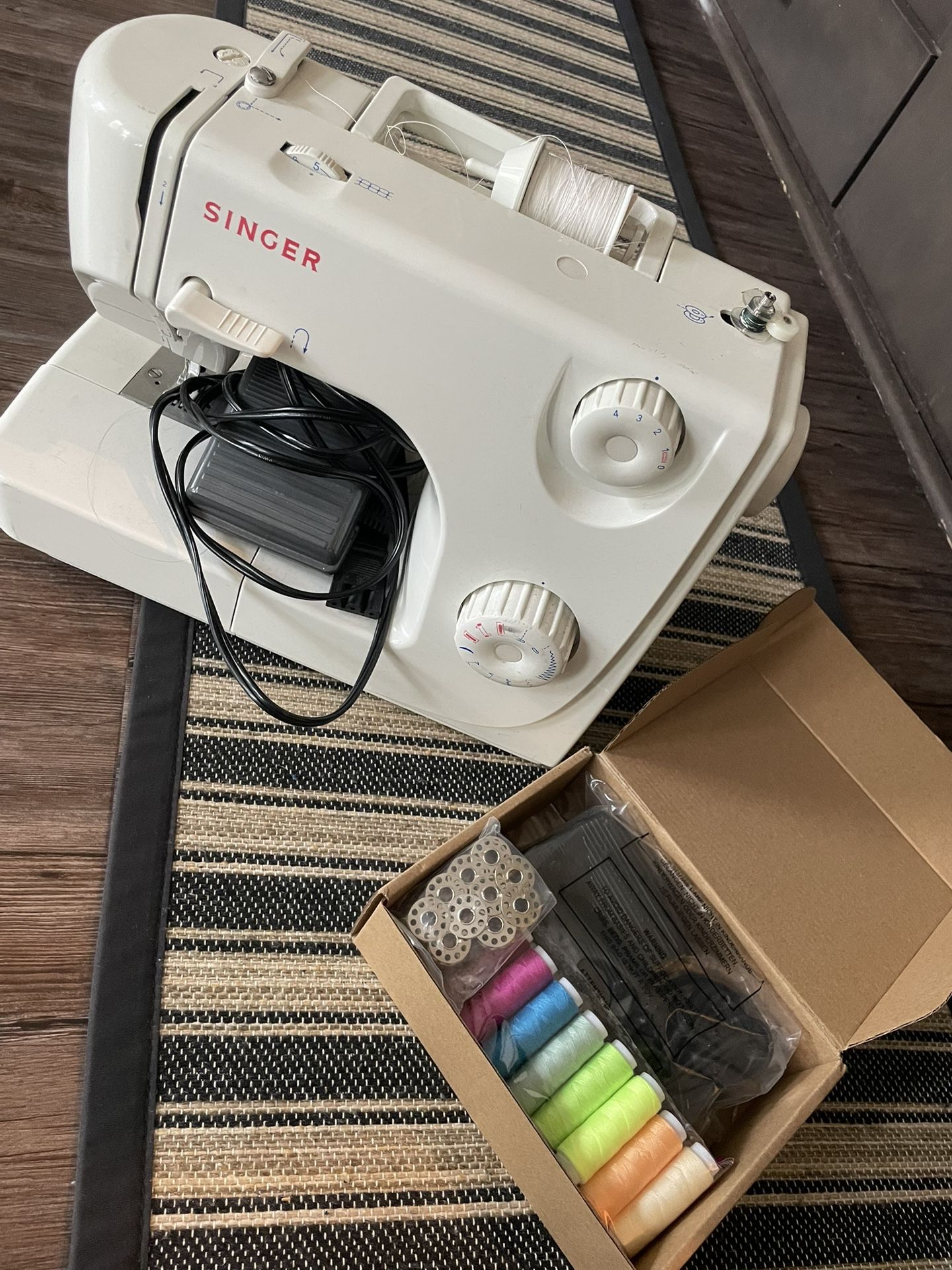 Singer 50T8 E99670 Sewing Machine