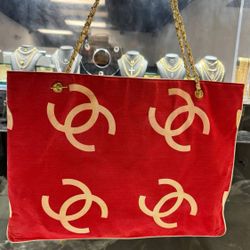 Chanel Large CC Chain Tote w/ Pouch - Neutrals Totes Red Color Good Condition