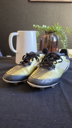 Adidas Messi F50s Size 5