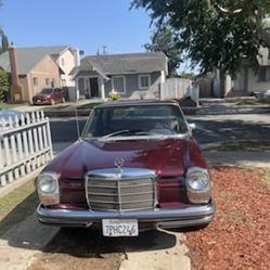 1970 Mercedes-Benz 250