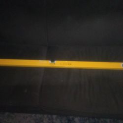 4foot Level Great Condition 30 Bucks